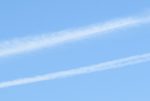 飛行機雲の無料写真